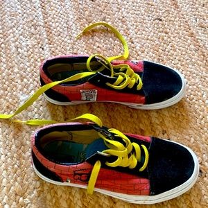 Vans off the wall Bart Simpson sneakers size 2.5